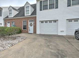 102 Smartview Ln #102, Abingdon, VA 24210