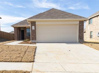 1608 Oriole St, Ennis, TX 75119