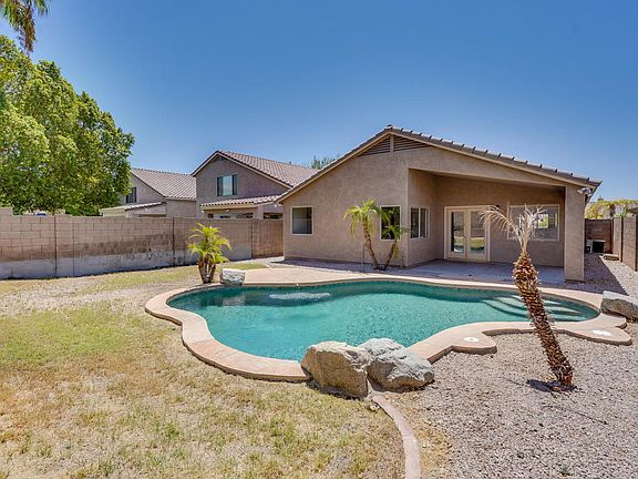 5th image of 1806 W Muirwood Dr