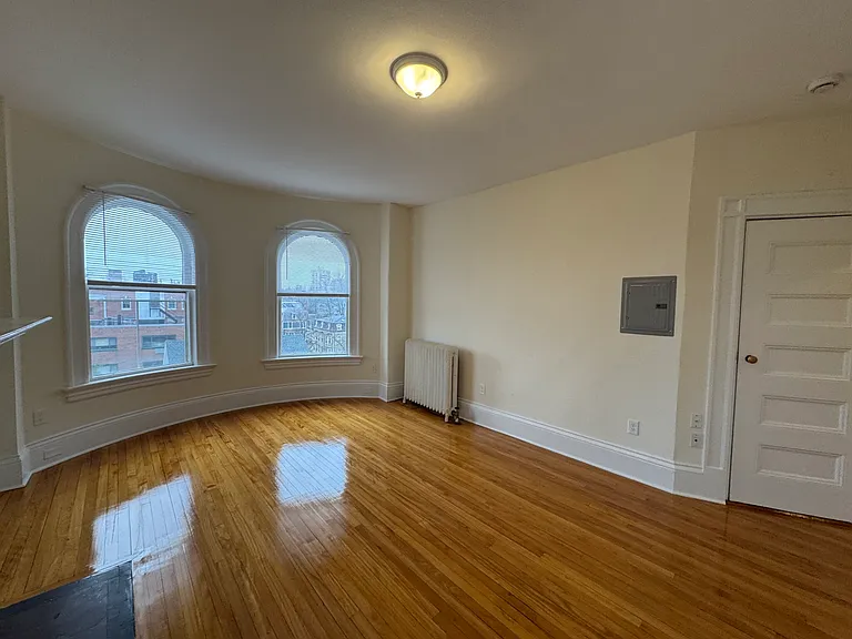 2 Ware St #202 — Photo 9