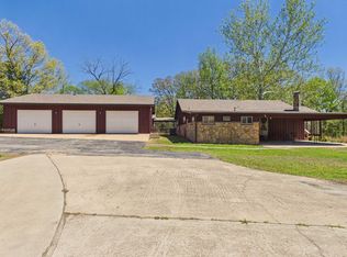 762 Diamond Bay Rd, Elizabeth, AR 72531