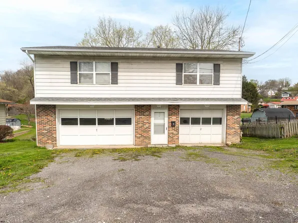 136 W 2nd St, Westover, WV 26501