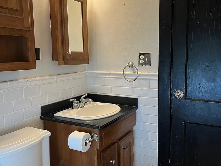 157 Los Robles St — Photo 22