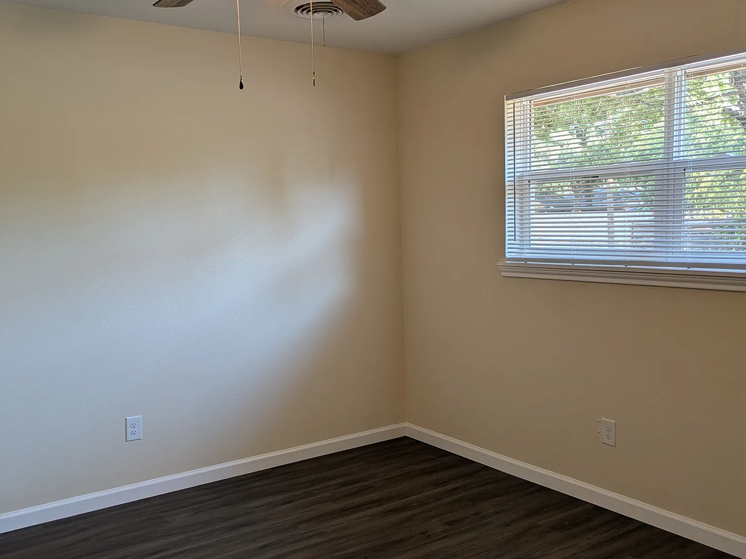 3 bed, 1382 sqft, $2,500 — Photo 4