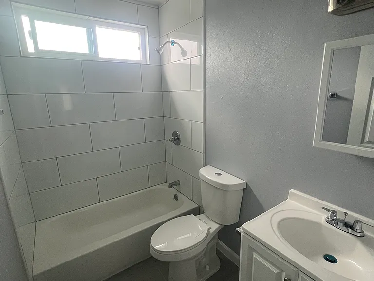 3369 Norton Ave #E — Photo 6