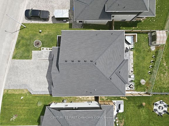 3rd image of 31 Briscoe Cres