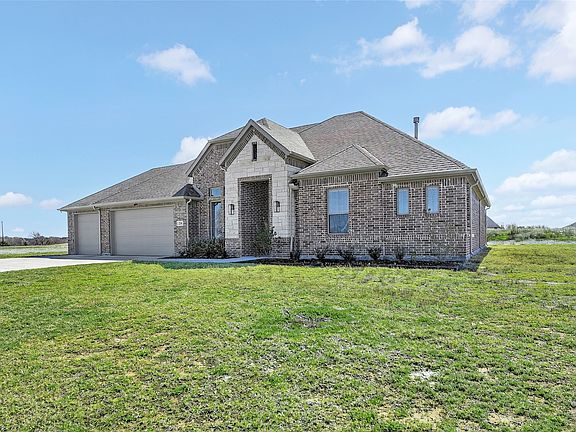 2nd image of 209 Basalt Ln