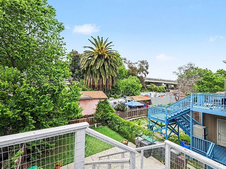 3840 Martin Luther King Jr Way #B — Photo 17