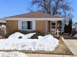 5911 44th Ave, Kenosha, WI 53144