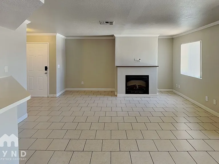 8600 W Charleston Blvd #2133 — Photo 2