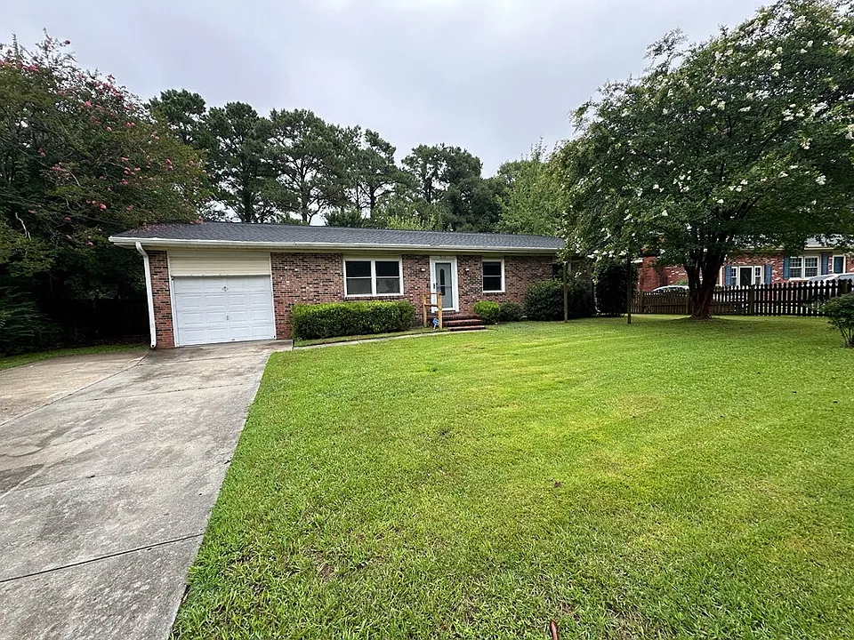 319 Cardinal Rd