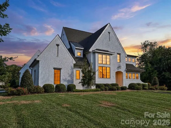 18717 Square Sail Rd, Cornelius, NC 28031