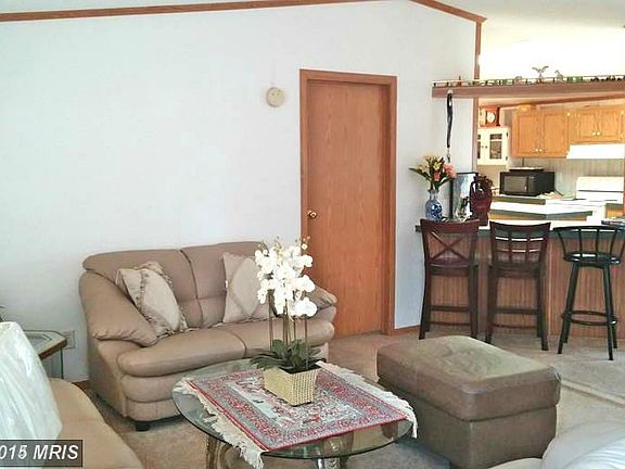 5th image of 9022 Hunters Creek Dr
