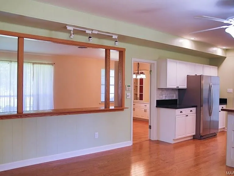 3892 Johnstown Dr — Photo 11