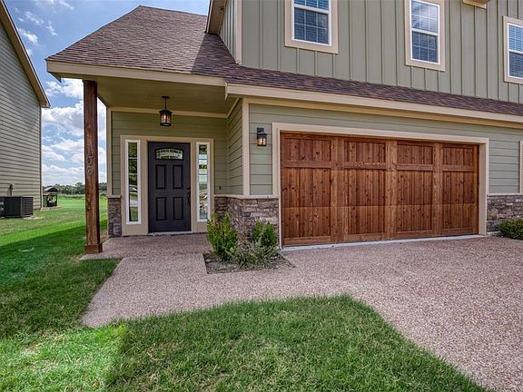 2nd image of 112 Eagle Meadow Dr