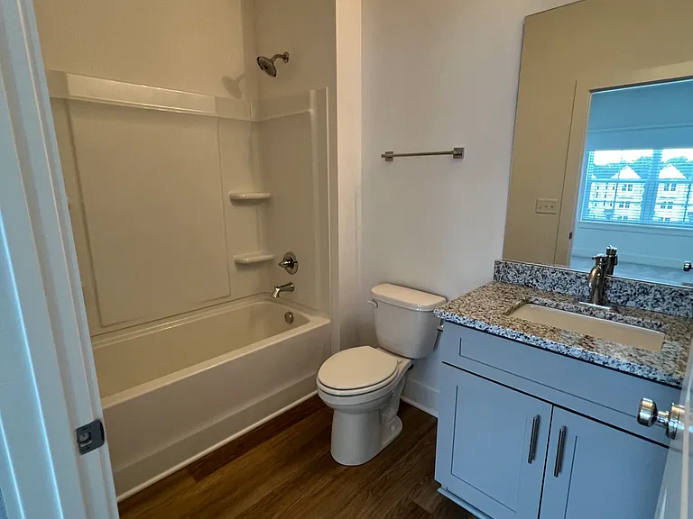 700 N Dupont Ave #312B — Photo 5