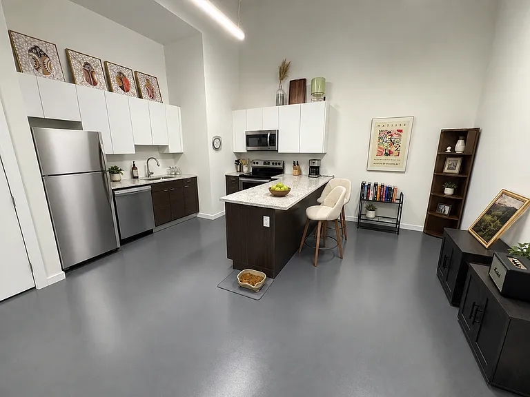 1710 N 5th St #5 — Photo 2