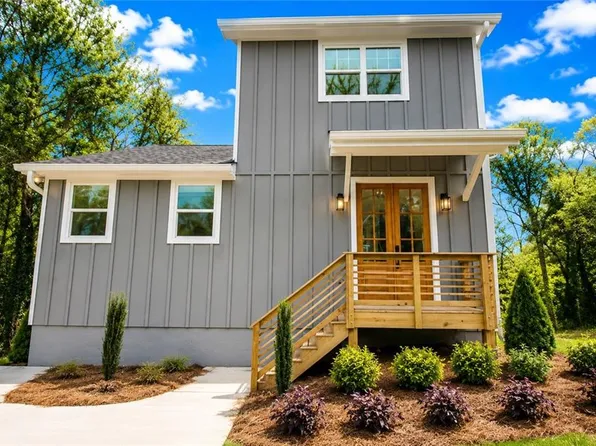 1740 Bolton Rd NW, Atlanta, GA 30318