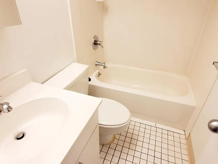 2724 Kahoaloha Ln #1502 — Photo 7