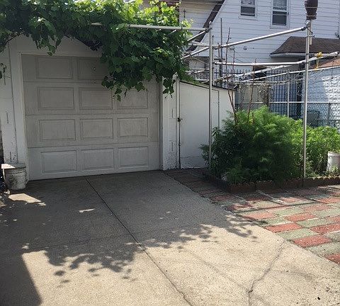 3rd image of 8215 12th Ave