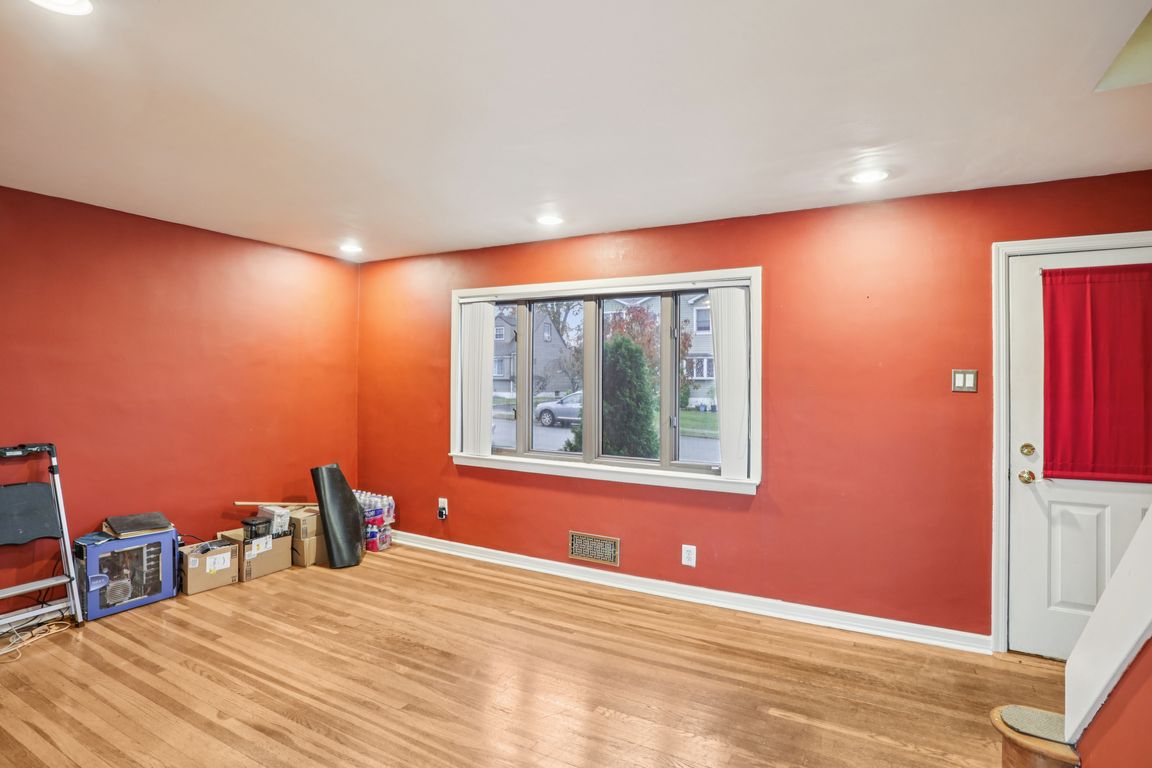 next background image