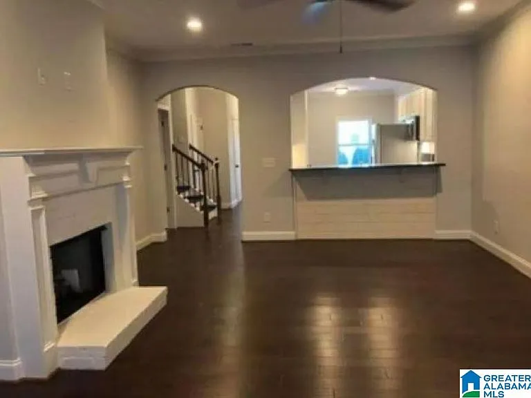 4020 Lennox Rd — Photo 3