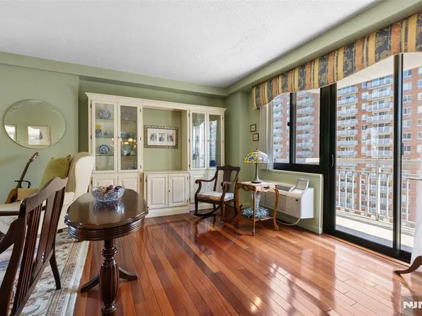 151 Prospect Ave APT 9D, Hackensack, NJ 07601