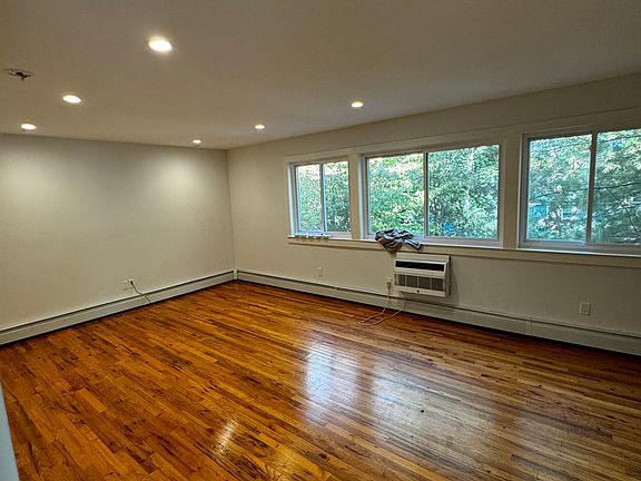 4th image of 53 Dunes Ln #53