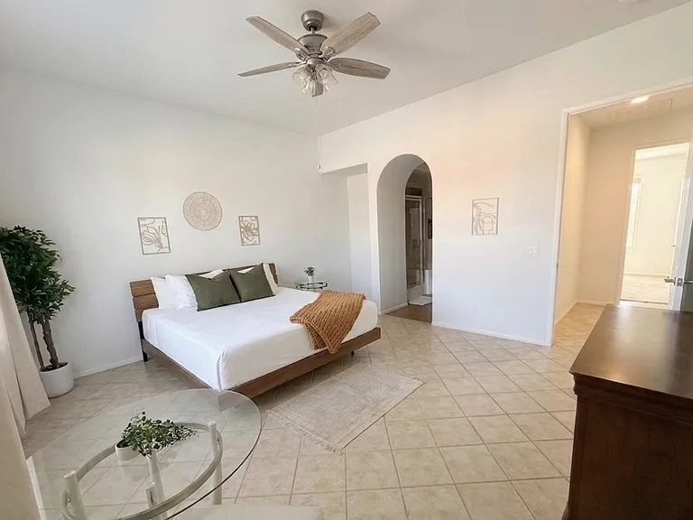82686 Castleton Dr — Photo 2