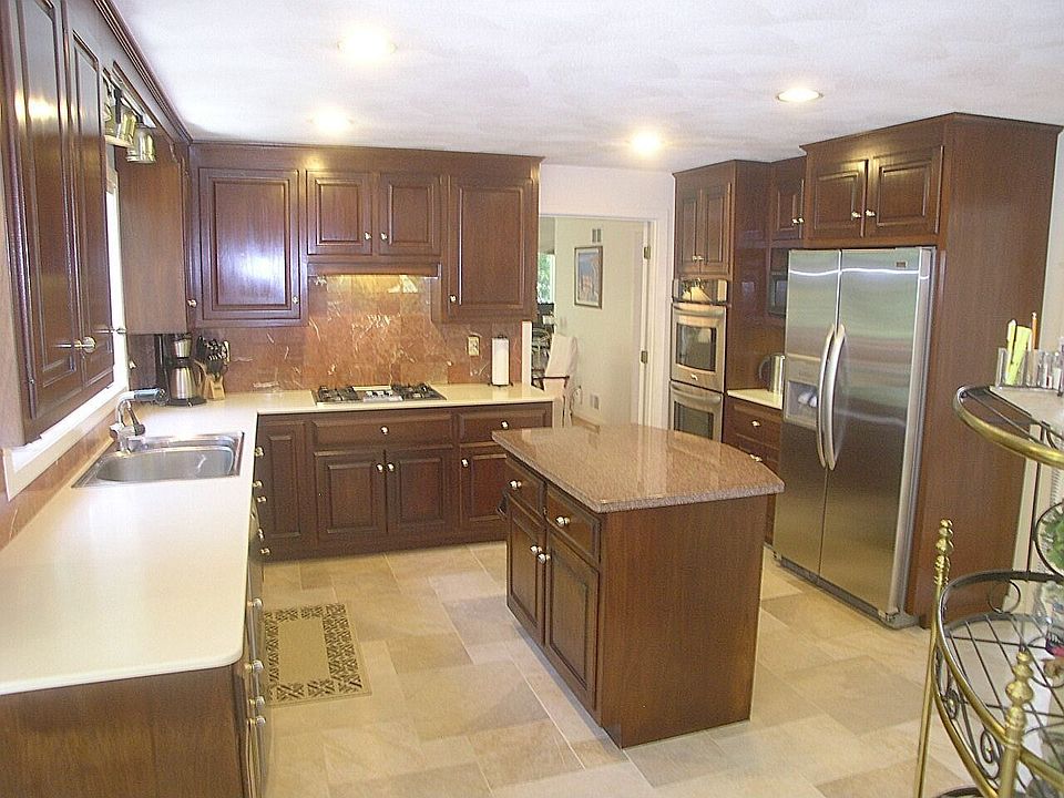 18 Farm Hill Rd, Natick, MA 01760 Zillow