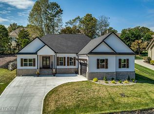 115 Oonoga Way, Loudon, TN 37774
