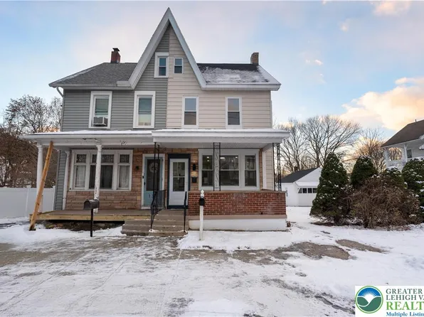 132 5th St, Slatington, PA 18080