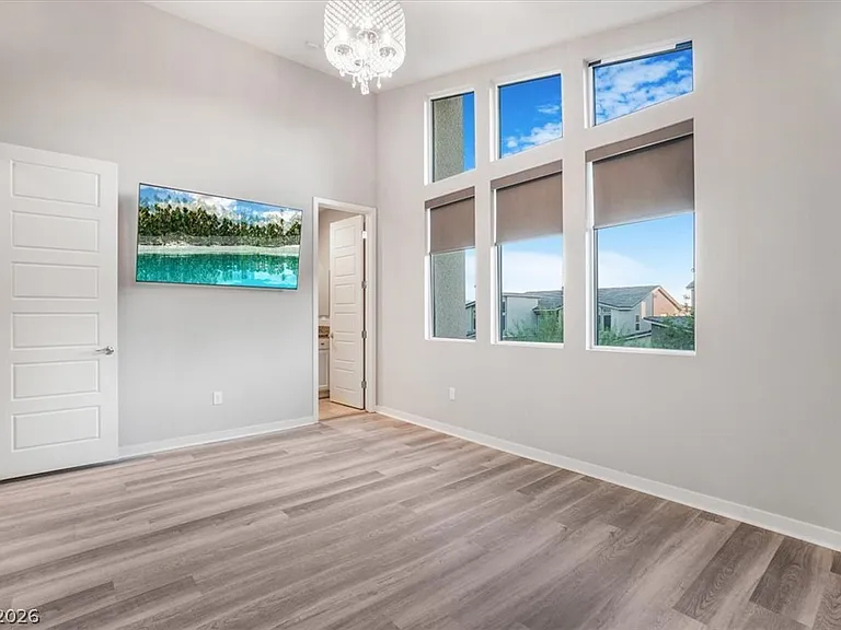 32 Vista Outlook St — Photo 21