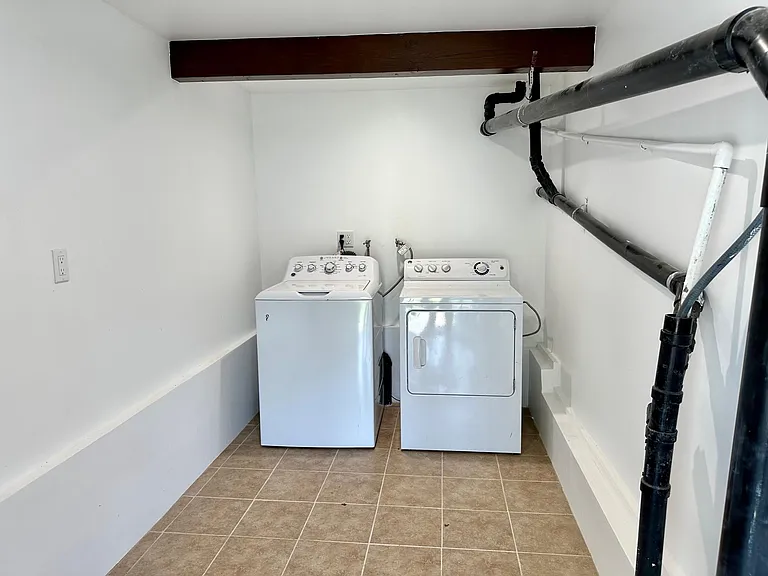 149 1/2 Muerdago Rd #1/2 — Photo 17
