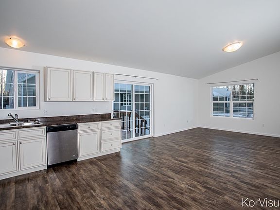 4th image of 4562-4568 W Fraser Dr #3B-2BA-1450SQFT