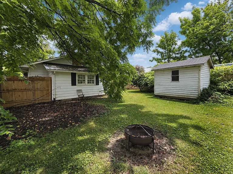 232 Meadow St — Photo 3
