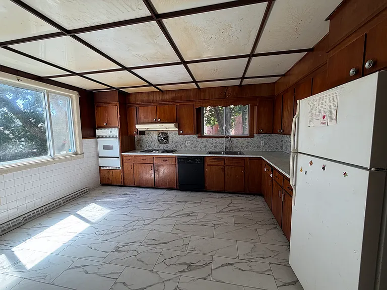 30 Pinckney St #1 — Photo 1
