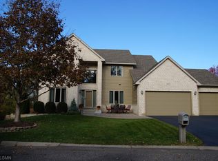 4875 Rosewood Ln N, Plymouth, MN 55442