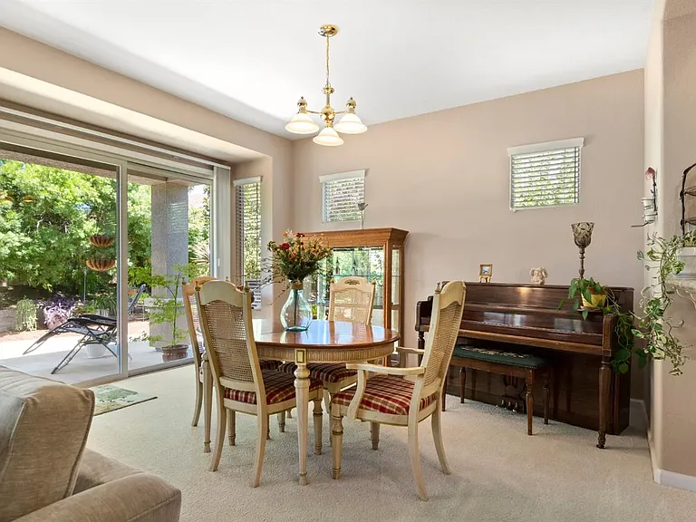 2456 Granite Ln — Photo 3