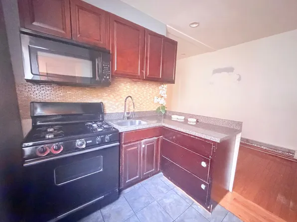 361 Danforth Ave #18E, Jersey City, NJ 07305