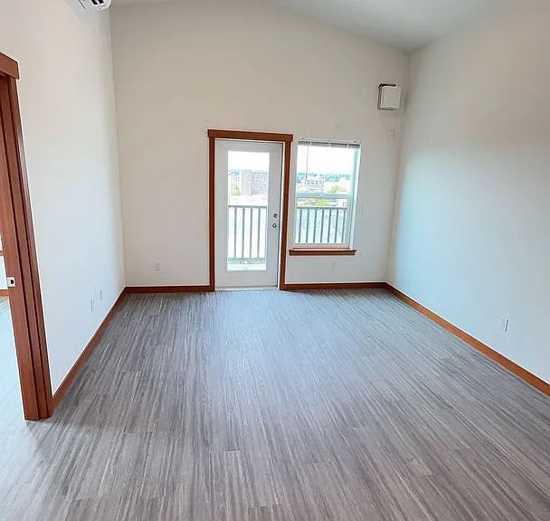 1205 N Garden St — Photo 14