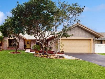 4924 NW 85th Rd, Coral Springs, FL, 33067