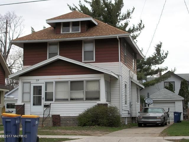 1st image of 319 Burton St SE