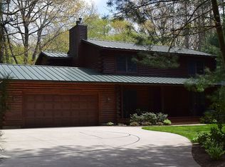 13534 Redbird Ln, Grand Haven, MI 49417