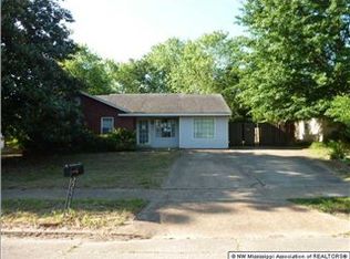 3305 Mayfair Dr, Horn Lake, MS 38637