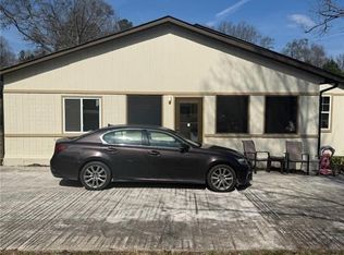 961 Old Conyers Rd, Stockbridge, GA 30281