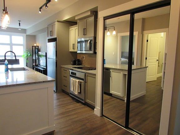 5th image of 10407 122nd St NW #225