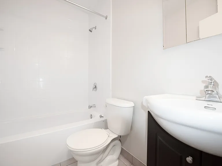 333 Edison Ave #201 — Photo 13