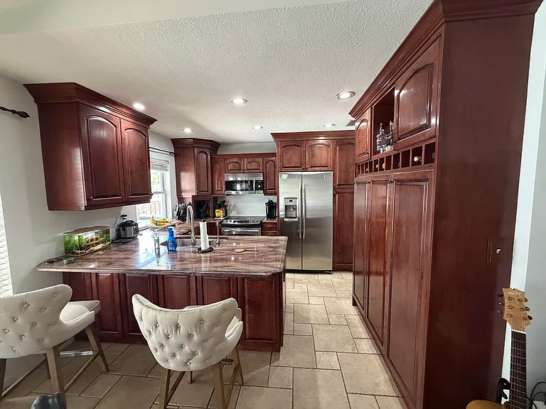 206 N Beverly Ave — Photo 6