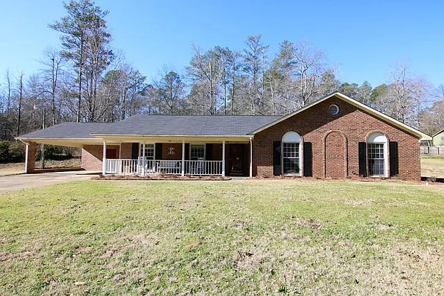 527 Lee Road 229 photo 1